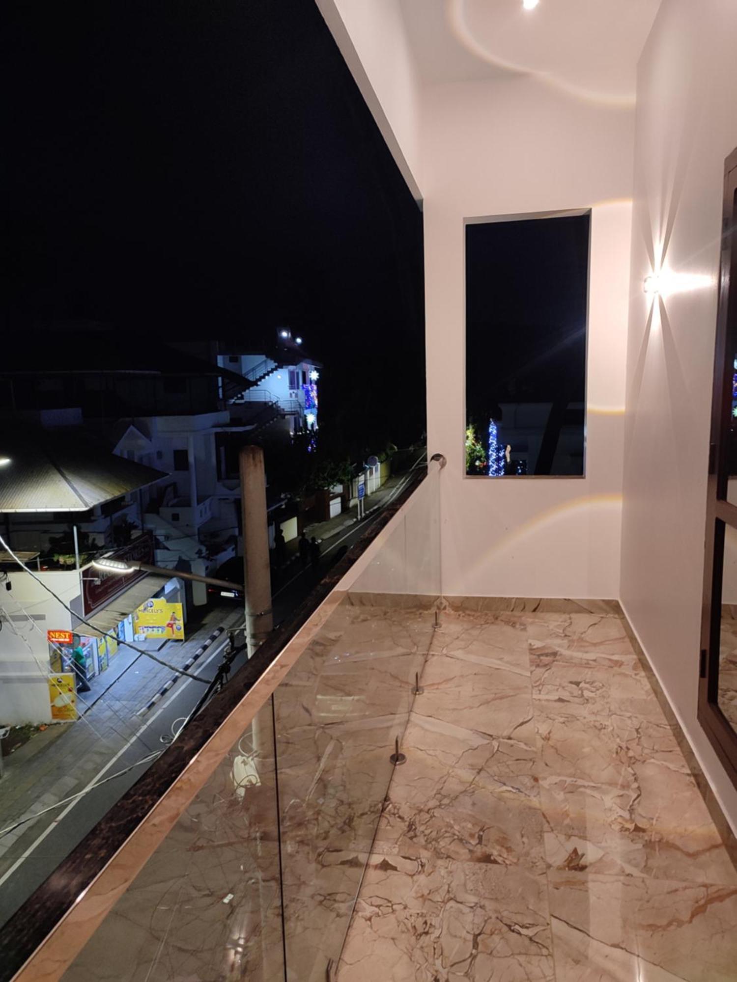 Alam Homestay Kochi Екстериор снимка